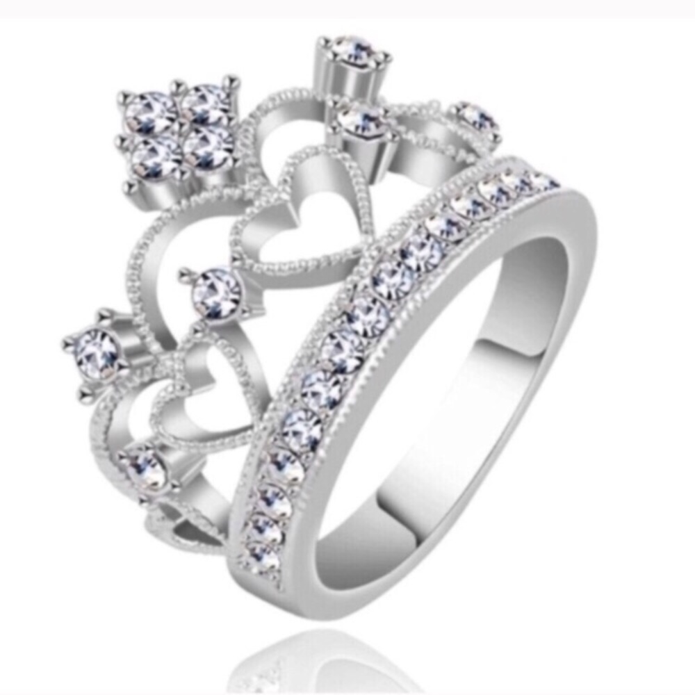 NWT Size 11 Silver Princess Crown Heart Ring